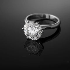 Engagement Ring in white gold and 1 carat Diamond
